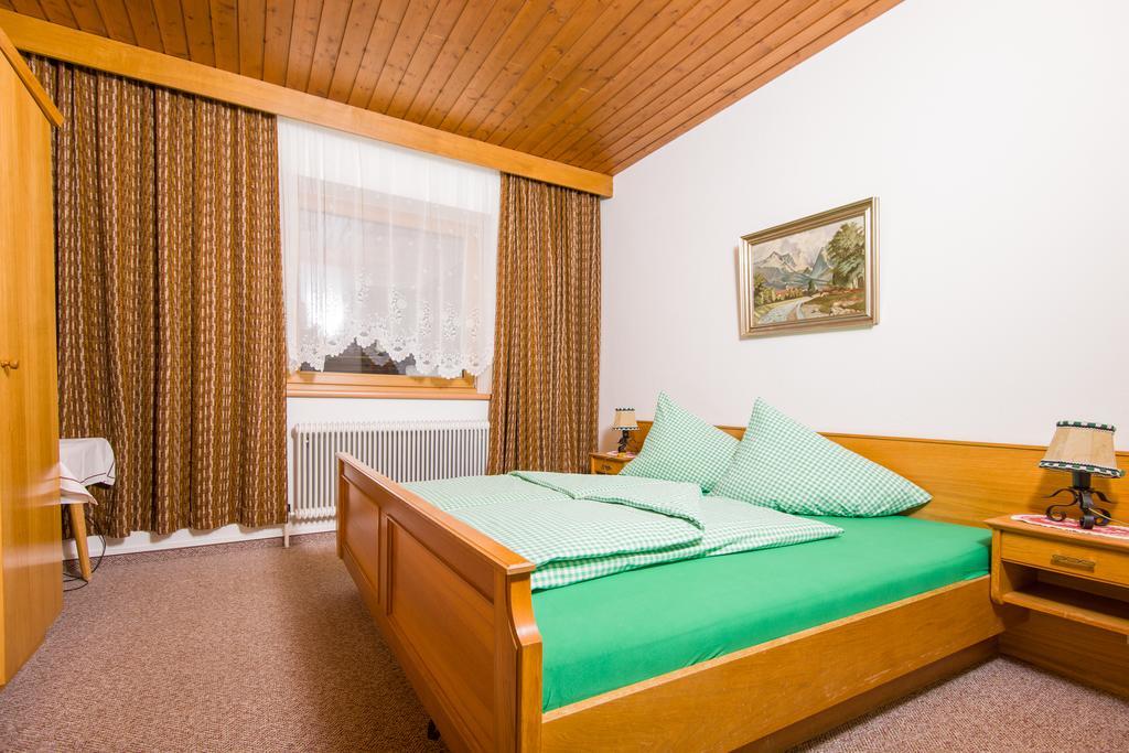 Gaestehaus Helga Scharnitz Cameră foto